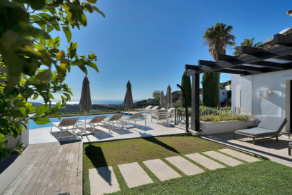 9da96dd6f61a6bed8ca7e08b7c790c77 - 80