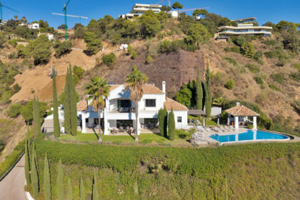 9da96dd6f61a6bed8ca7e08b7c790c77 - 86