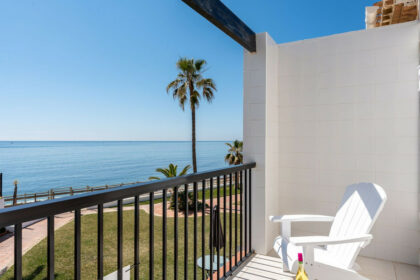 9e42b352a2ca1c72f0bec17f872f33e9 - 10