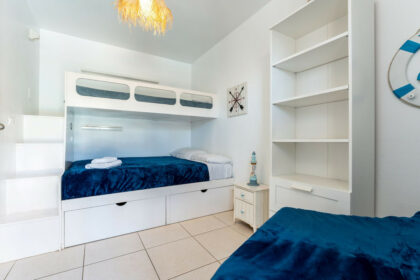 9e42b352a2ca1c72f0bec17f872f33e9 - 27