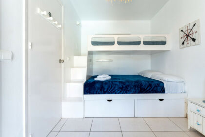 9e42b352a2ca1c72f0bec17f872f33e9 - 28