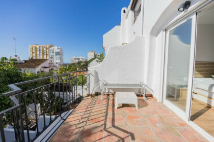 9e521b028666ddab72c3d0c6089a6f67 - 10