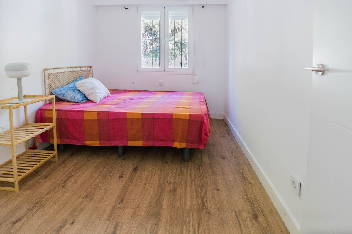 9e521b028666ddab72c3d0c6089a6f67 - 14