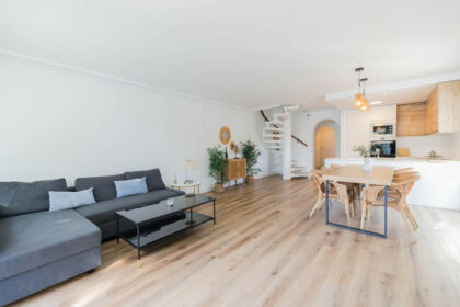 9e521b028666ddab72c3d0c6089a6f67 - 32