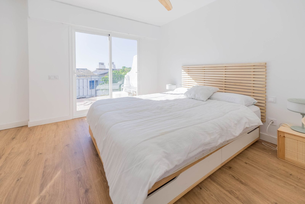 9e521b028666ddab72c3d0c6089a6f67 - 35