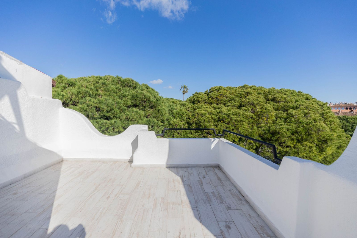 9e521b028666ddab72c3d0c6089a6f67 - 7