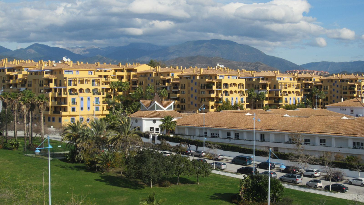 9ea19f8e2333ccc6a6d35cfeb0d30d8d - 17