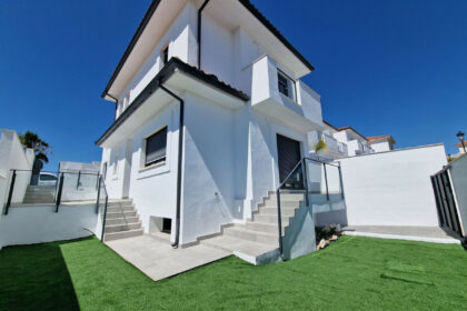 9ec8a686257c73dde6c866db097dd320 - 16