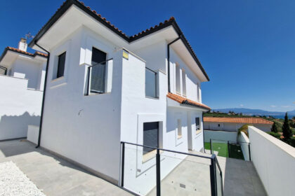 9ec8a686257c73dde6c866db097dd320 - 18