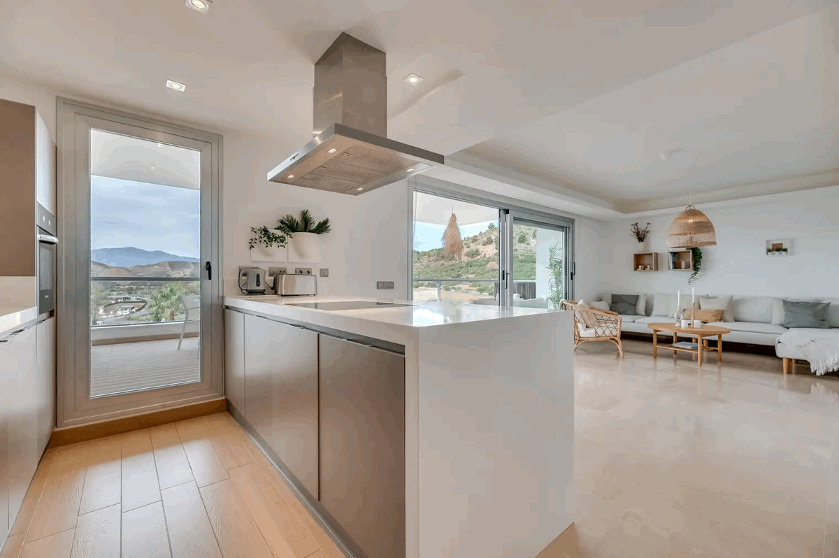 9ef44aad40f6e6b59fdcc9f92eade0d7 - 2