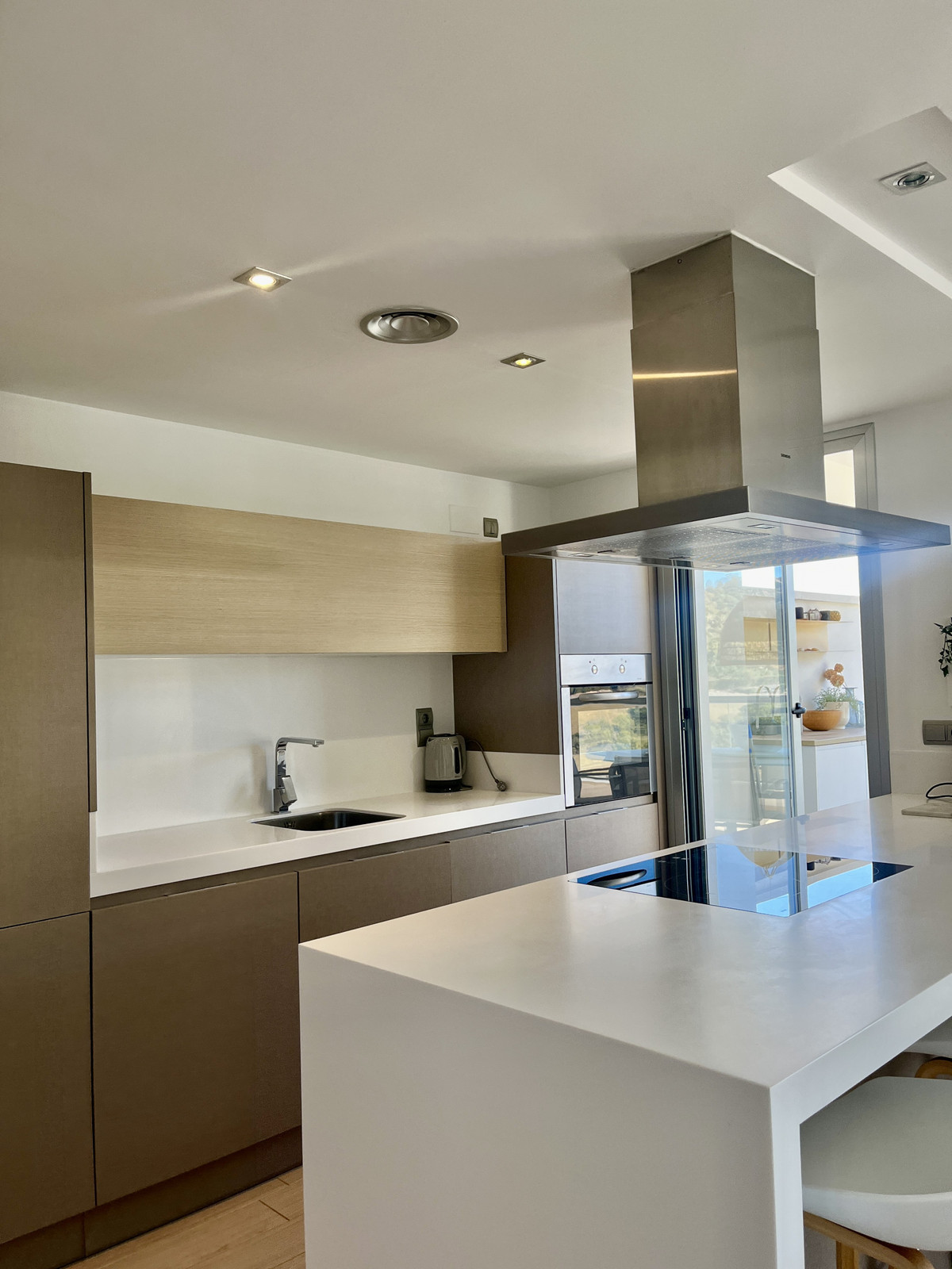 9ef44aad40f6e6b59fdcc9f92eade0d7 - 22