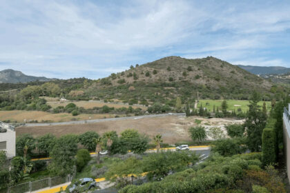 9ef44aad40f6e6b59fdcc9f92eade0d7 - 23