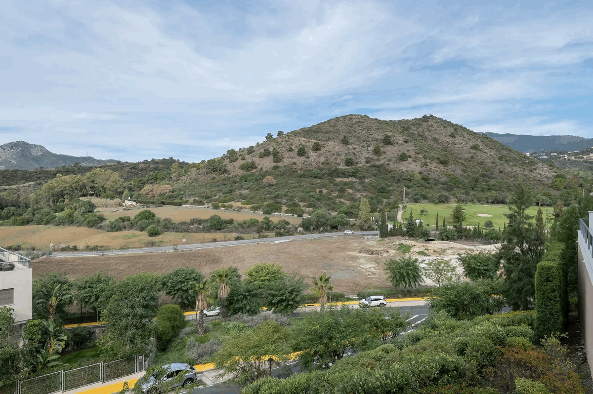 9ef44aad40f6e6b59fdcc9f92eade0d7 - 23