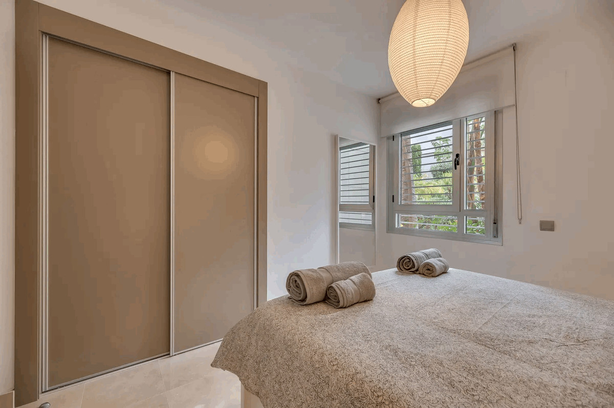 9ef44aad40f6e6b59fdcc9f92eade0d7 - 38