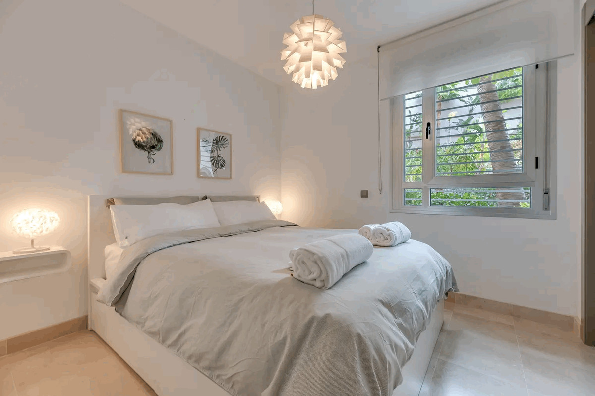 9ef44aad40f6e6b59fdcc9f92eade0d7 - 42