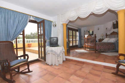 9f19a7fb38188c05870577ad305b1703 - 49