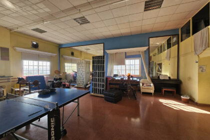 9f2bb77bb6a4952d4563d830b26113d4 - 12