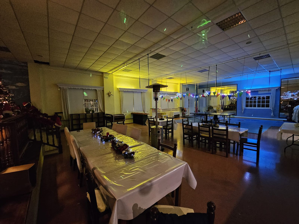 9f2bb77bb6a4952d4563d830b26113d4 - 8