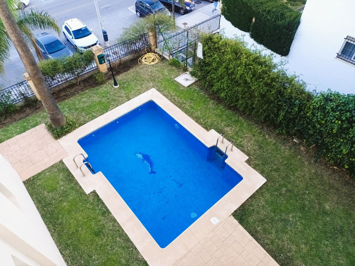 9ffe18697915e9b4640c002e1a49886f - 1