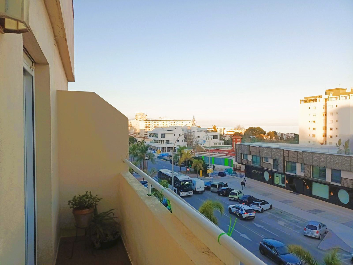 9ffe18697915e9b4640c002e1a49886f - 3