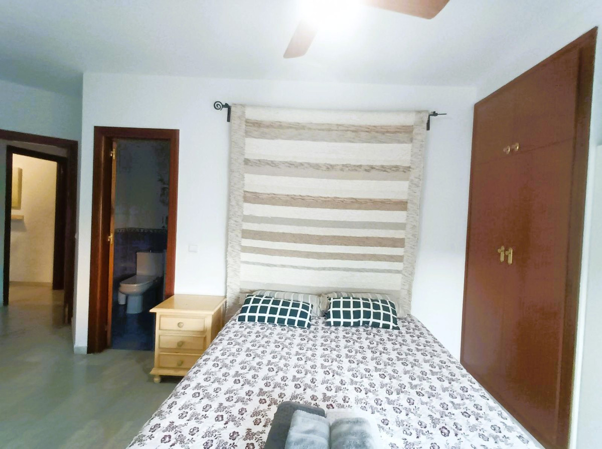 9ffe18697915e9b4640c002e1a49886f - 4