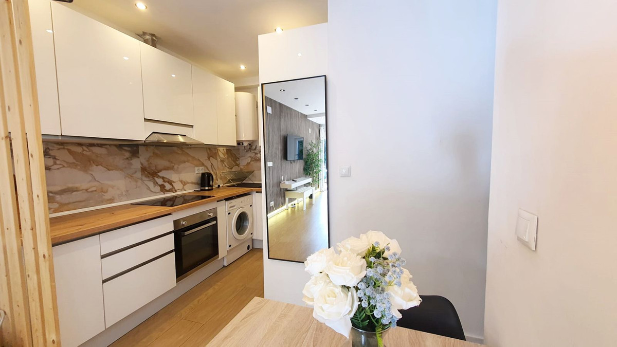 a04b685b3e3adae3d8e8c4e64d0f9f56 - 14