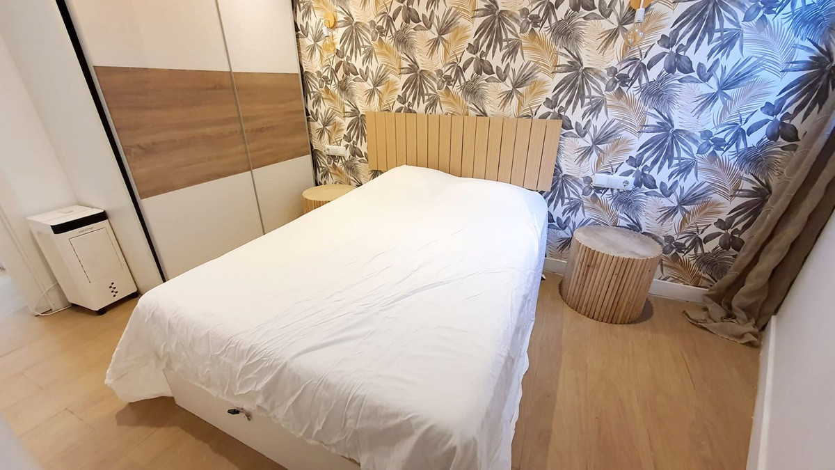 a04b685b3e3adae3d8e8c4e64d0f9f56 - 17