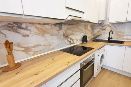 a04b685b3e3adae3d8e8c4e64d0f9f56 - 3