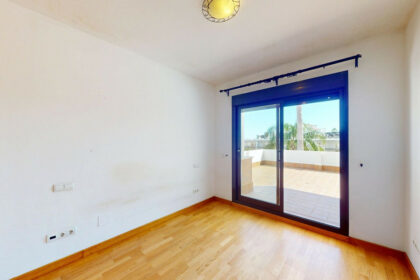 a07513a67e68667e81c1e88c4473dcd4 - 10