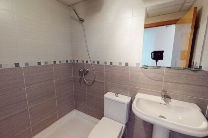 a07513a67e68667e81c1e88c4473dcd4 - 12