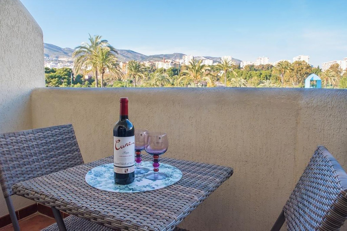 a0ed6fd8cd1f290dca20b5adba26d856 - 2