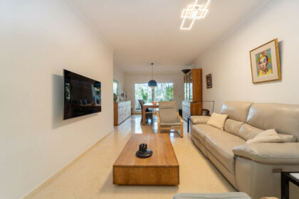 a2702789c3ec31af098d4f65cfddaf2b - 12