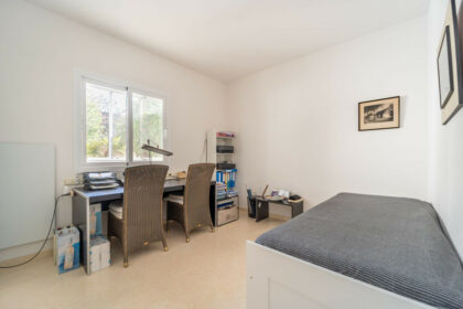 a2702789c3ec31af098d4f65cfddaf2b - 26