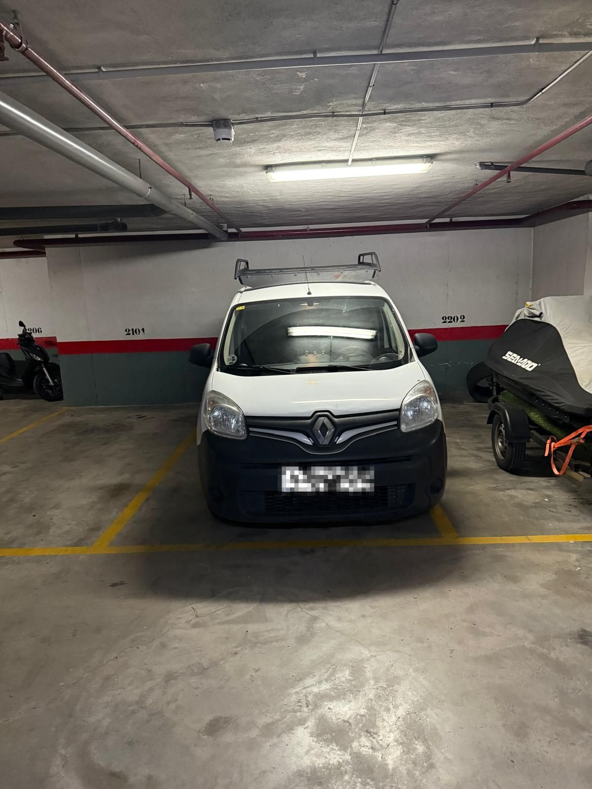 a32d292e7740444bfdb30a4916d9809b - 16