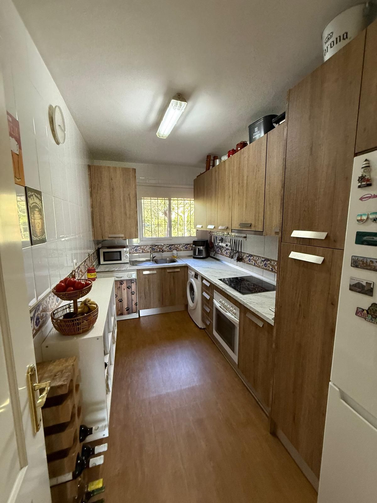 a32d292e7740444bfdb30a4916d9809b - 5