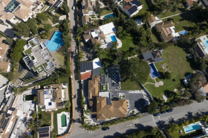 a362ade27ee9c0c90d6f23aa0e44c495 - 54