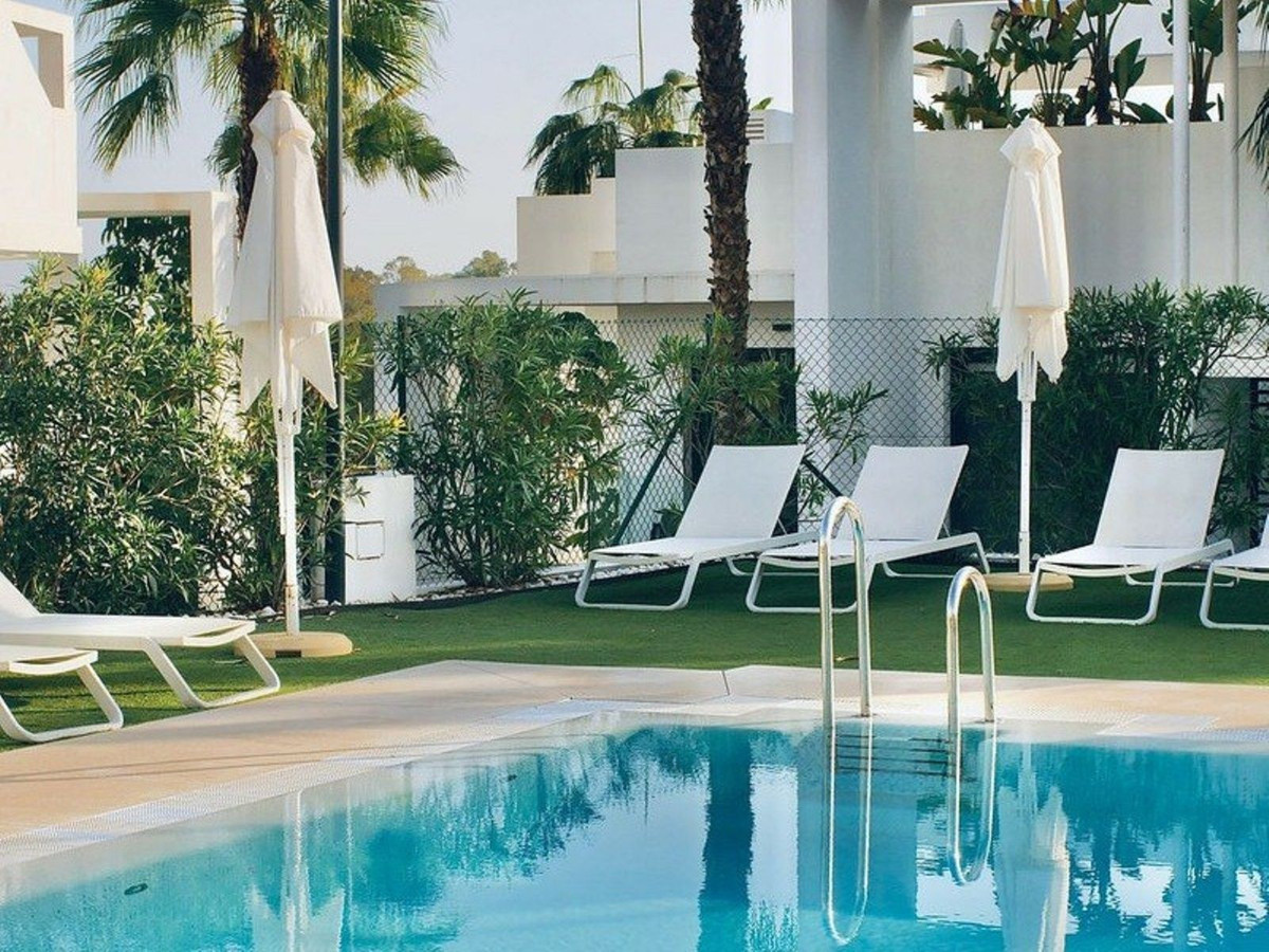 a3df3ab6177fa53db8cdeed88773cc74 - 21