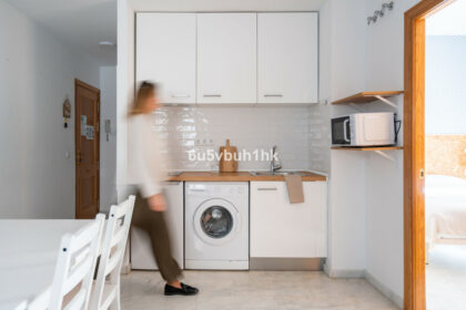 a4be61589de1abb2c1ca33b73985ef2a - 1