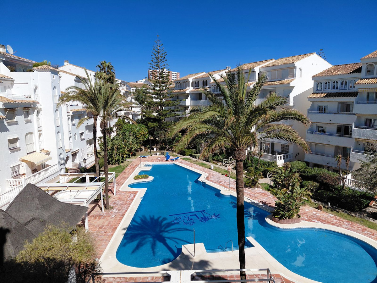 a523ab06dad68f0f419c4f6e2023892c - 28