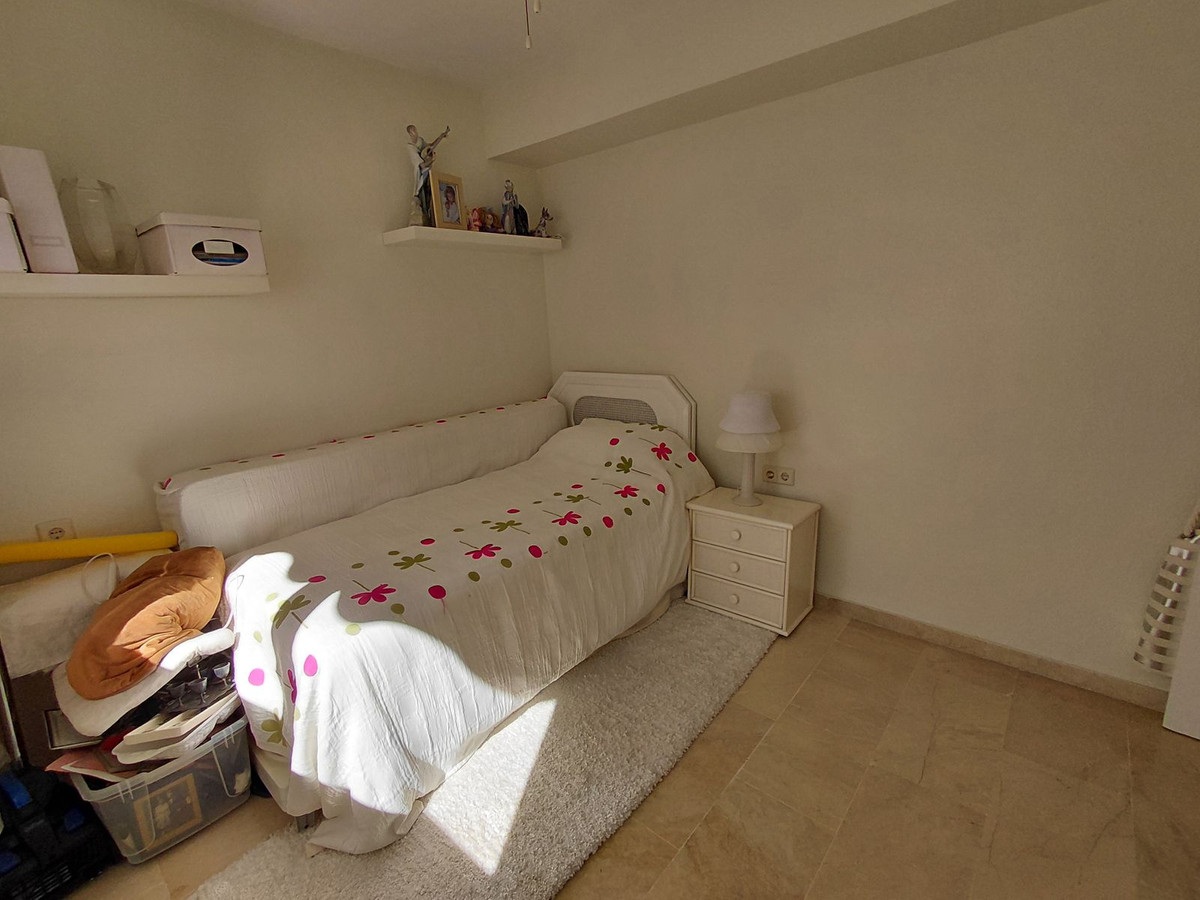 a523ab06dad68f0f419c4f6e2023892c - 30