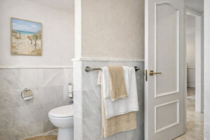 a6167c15ab2830484865f106016ff6b5 - 14