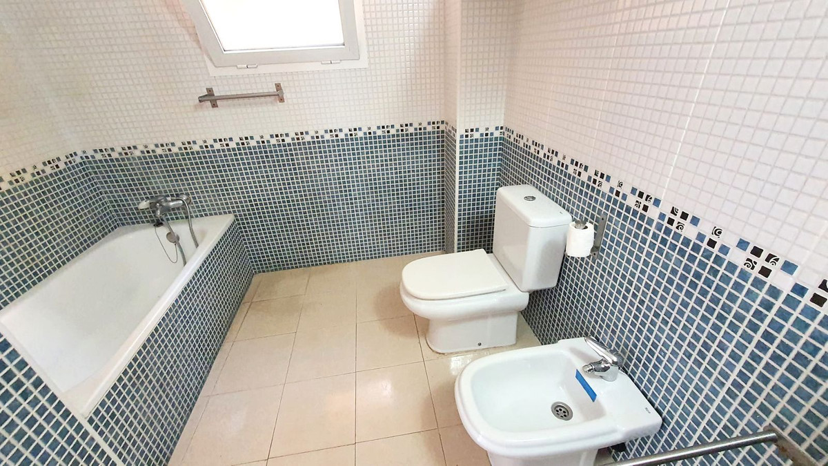 a6e80cfacec4f1910976c4eef4d527d9 - 4