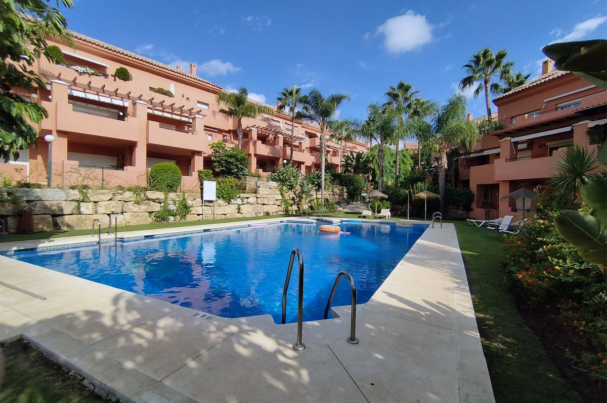 a710814dadbba5c1080291ea7af05cf7 - 18