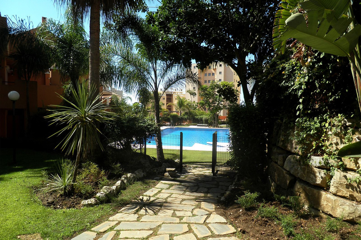 a710814dadbba5c1080291ea7af05cf7 - 19