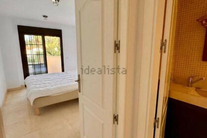 a744e4458140b5611fb119337865037a - 11