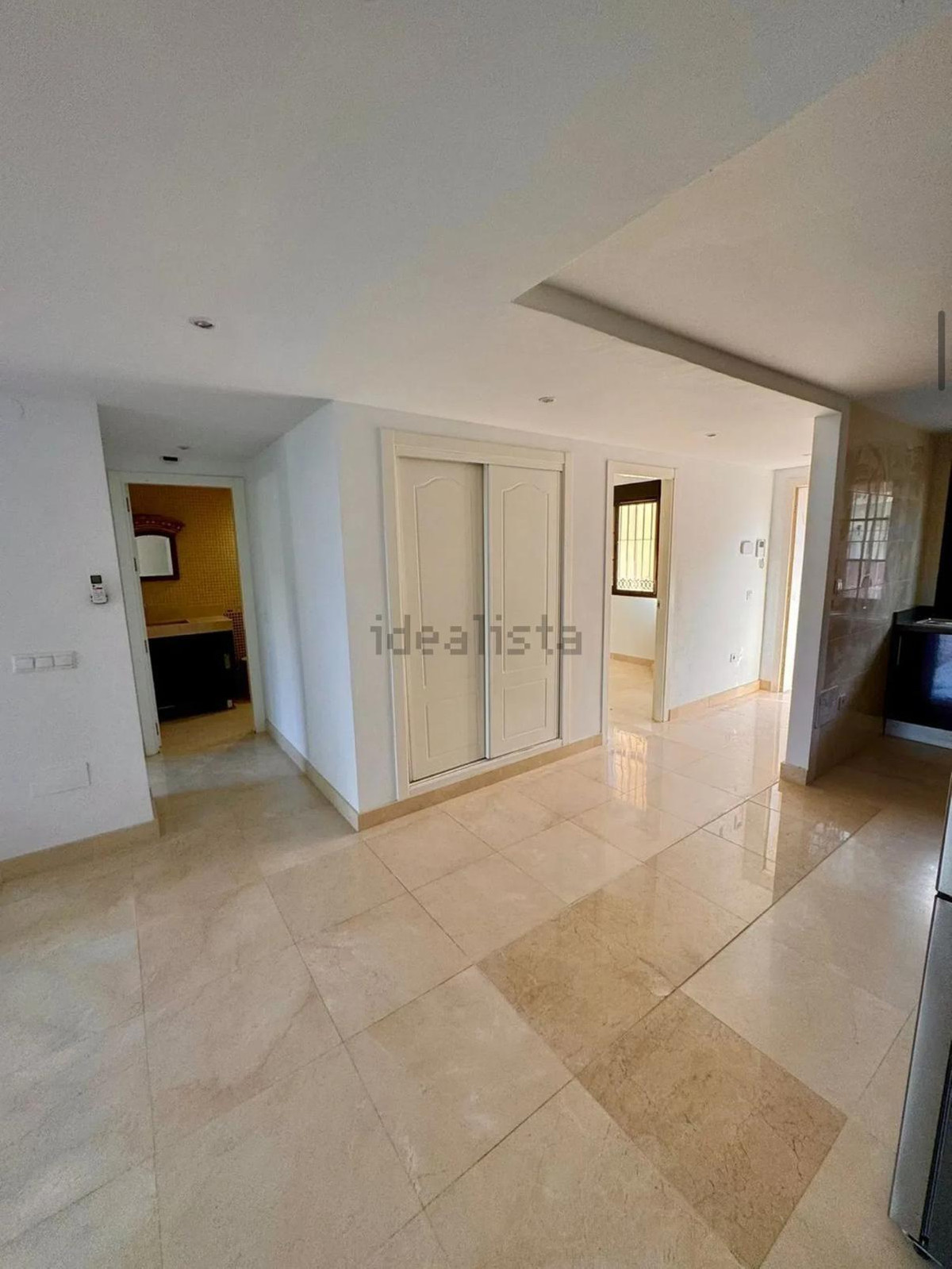 a744e4458140b5611fb119337865037a - 12