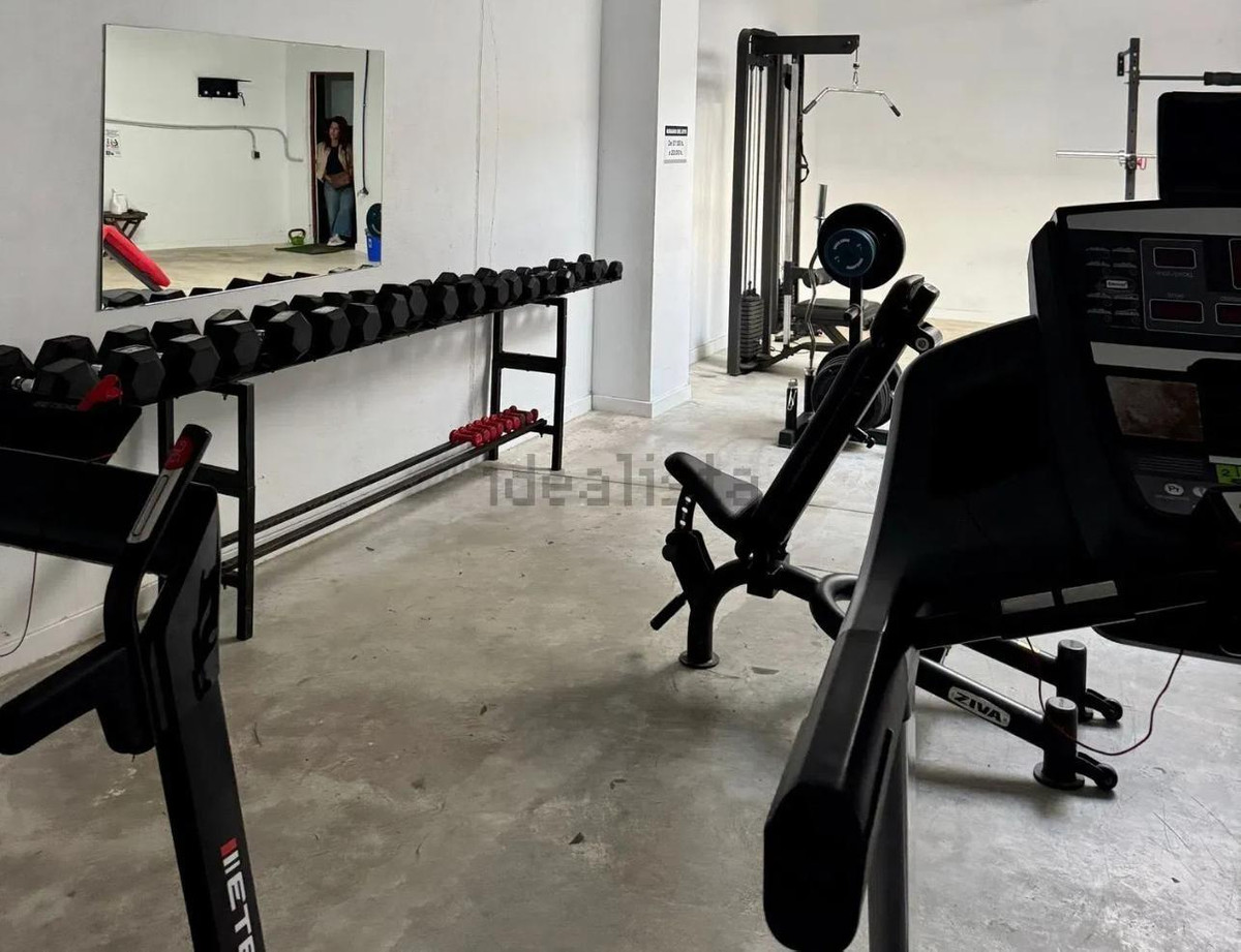 a744e4458140b5611fb119337865037a - 35