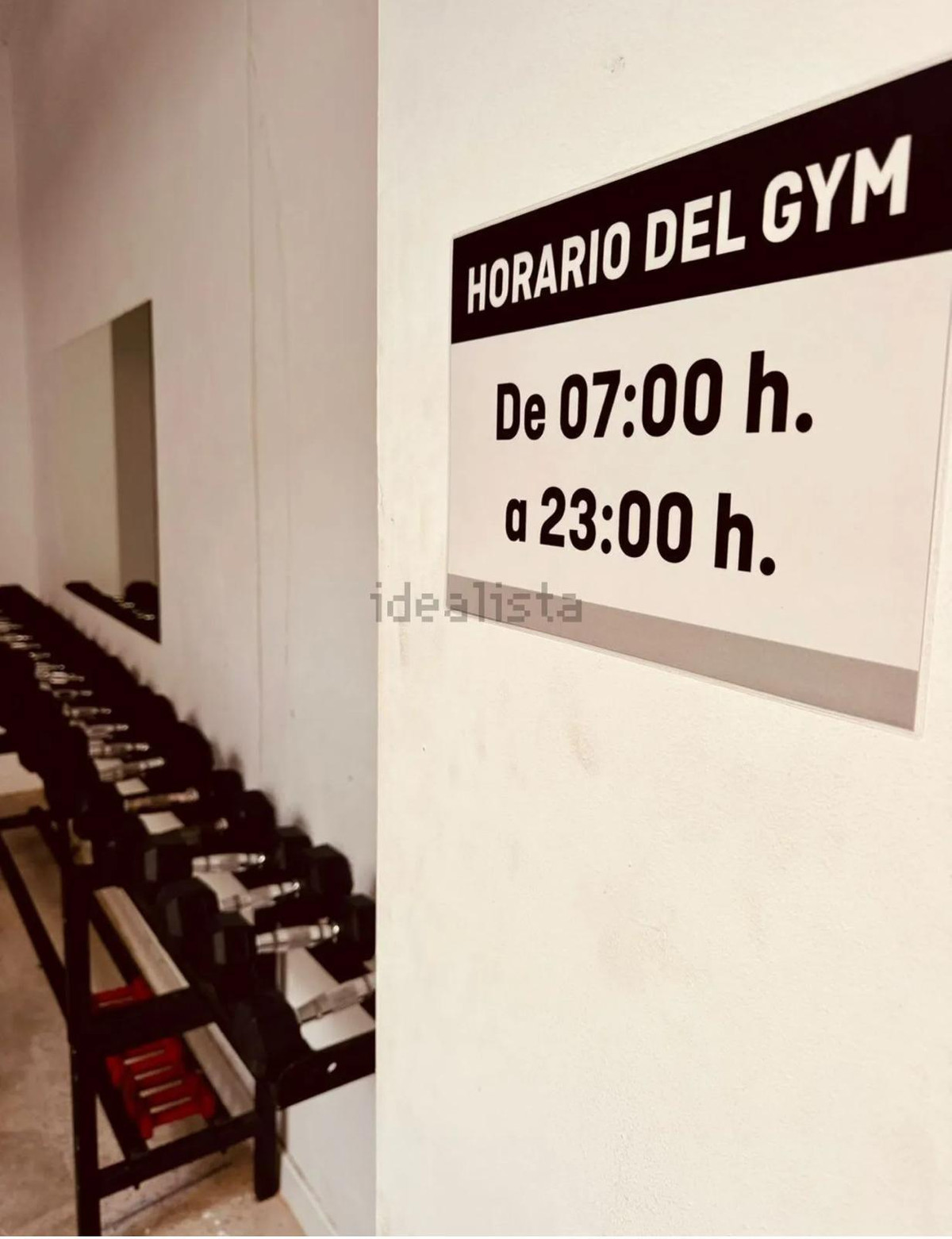 a744e4458140b5611fb119337865037a - 37