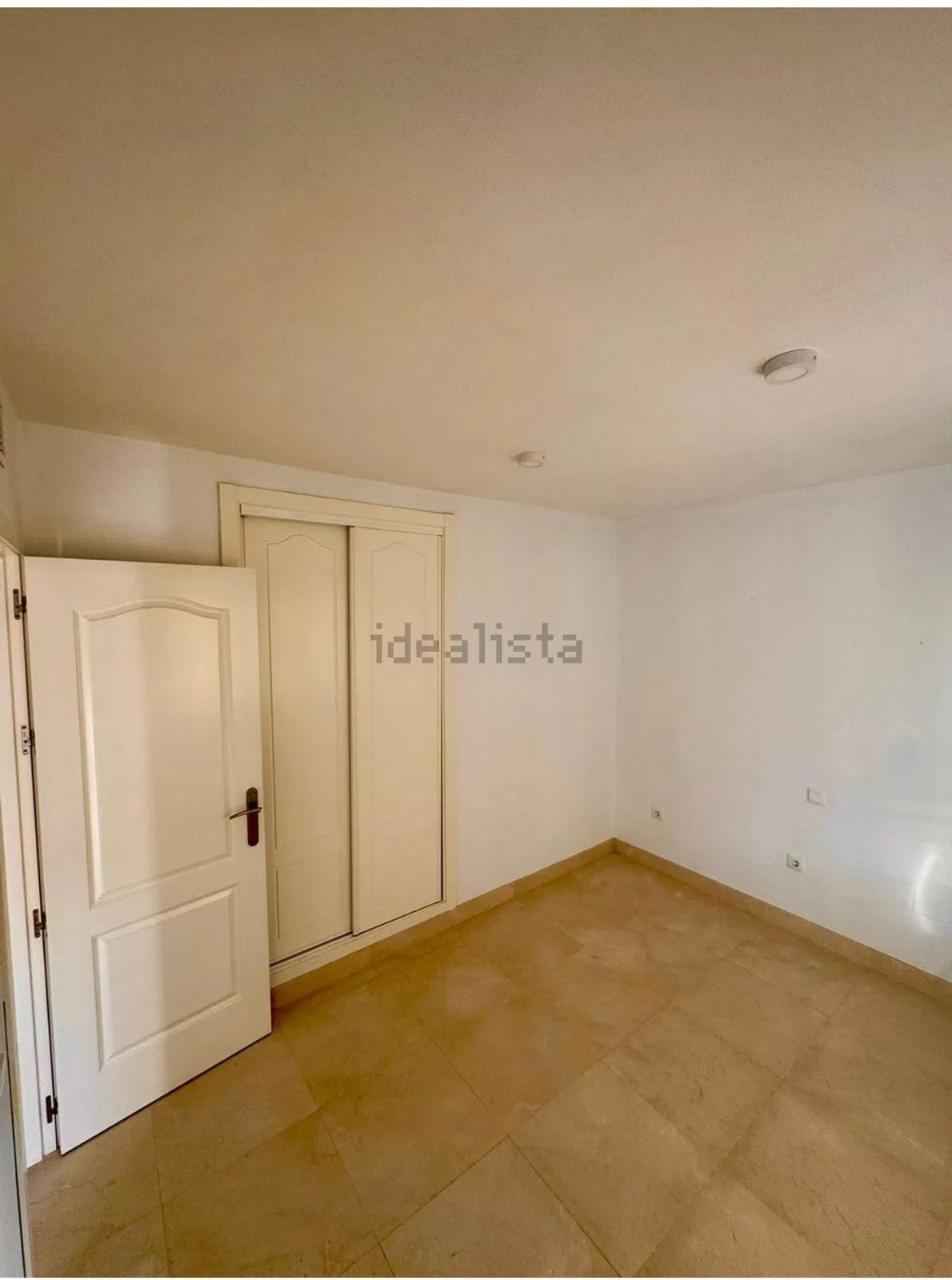 a744e4458140b5611fb119337865037a - 4