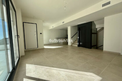 a74758b9ad636571fb0ec4c905e72de8 - 4